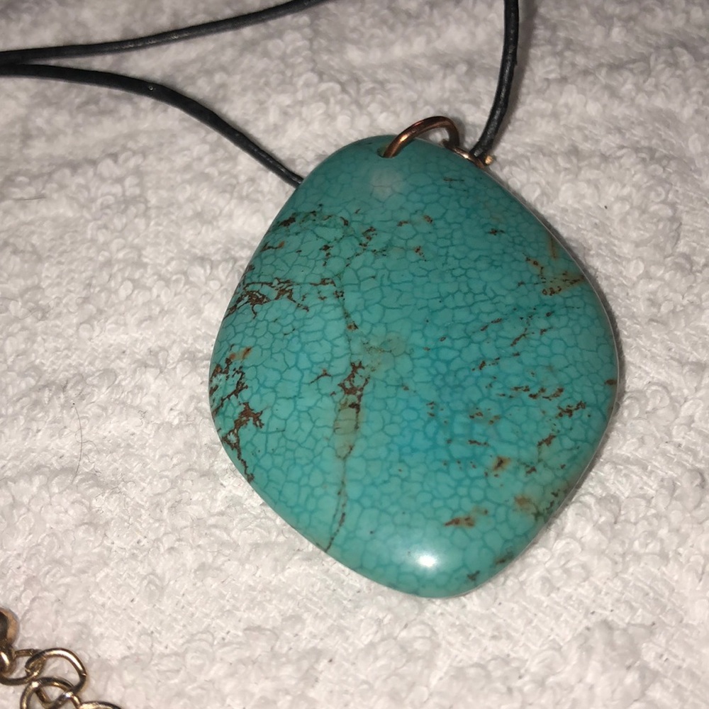 NECKLACE Turquoise pendant